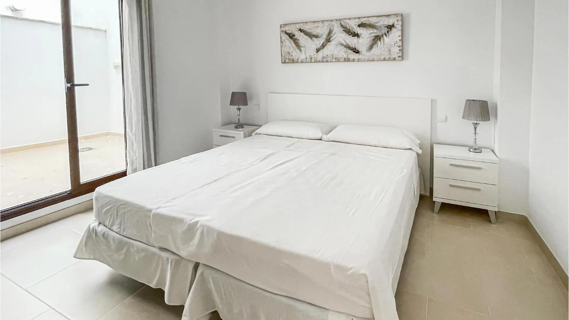 Nice Apartment In Estepona With Kitchen